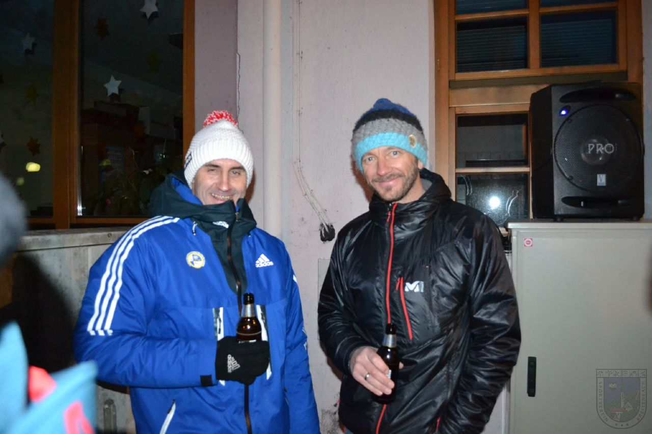 2015-12-31_vr_fackelwanderung.2015_001.jpg