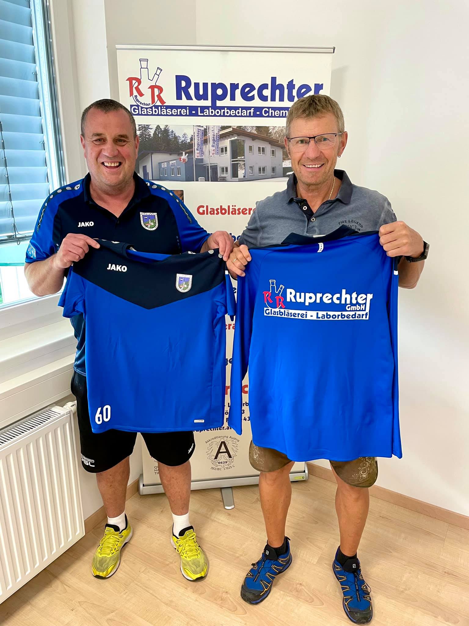 sponsoring fu km glasblaeserei.ruprechter aufwaermleibchen 2021 3