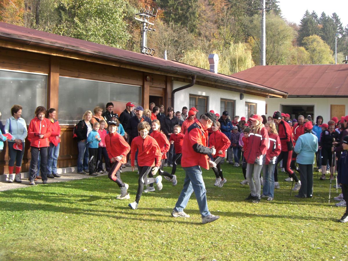 Startschuss zum Fitmarsch